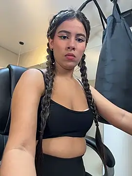 EMILIIA RICHTER   online show from 03/04/26, 07:43