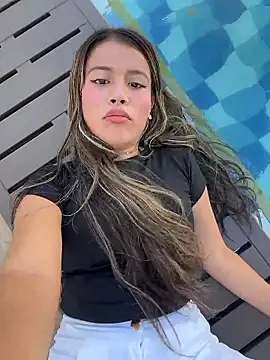 EMILIIA RICHTER   online show from 01/10/26, 06:25