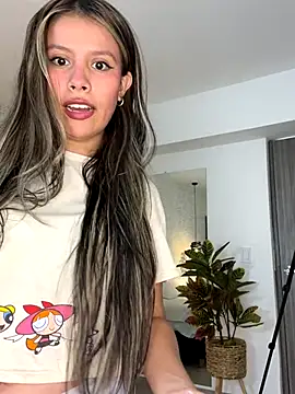 EMILIIA RICHTER   online show from 09/29/25, 07:08