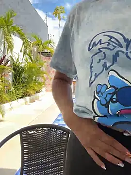 EMILIIA RICHTER   online show from 10/17/25, 06:10