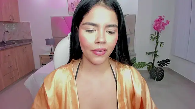 Mila blaze online show from 09/26/25, 04:19