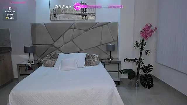 Snapshot of Mila_blaze chatting on 11/18/25, 05:00 Mila blaze online show from 11/18/25, 05:00