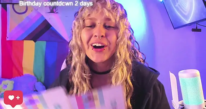 NekoWaifu online show from 11/19/25, 01:33