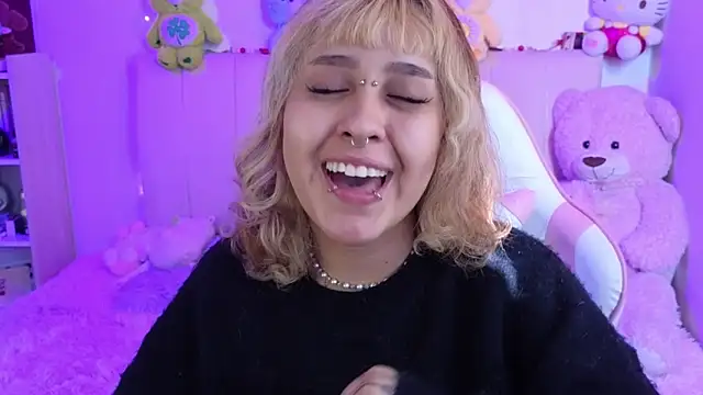 NekoWaifu online show from 03/09/26, 01:58