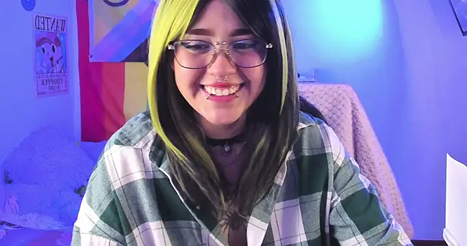 NekoWaifu online show from 11/14/25, 01:59