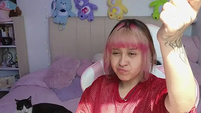 Snapshot of NekoWaifu chatting on 04/22/26, 02:13 NekoWaifu online show from 04/22/26, 02:13