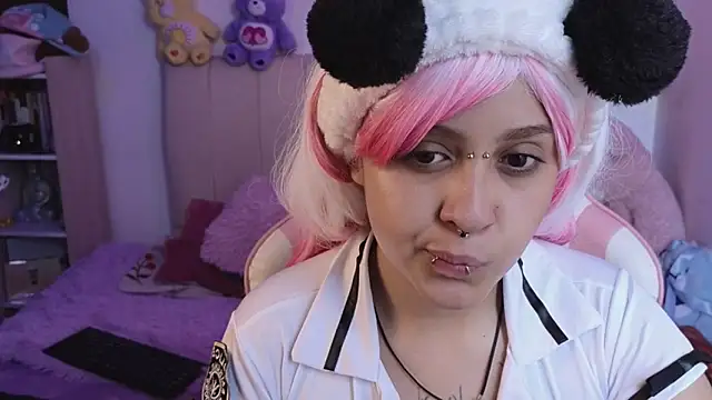 Snapshot of NekoWaifu chatting on 05/25/26, 03:11 NekoWaifu online show from 05/25/26, 03:11