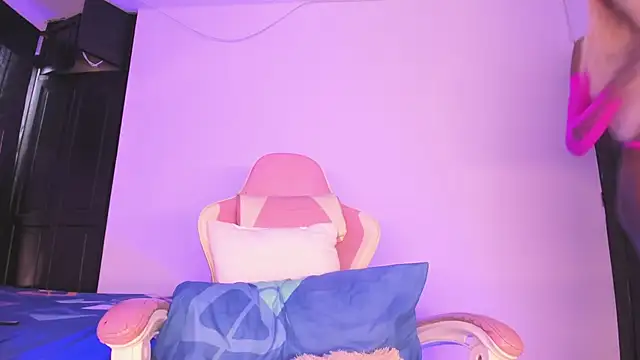 Mara royal online show from 11/10/25, 08:47