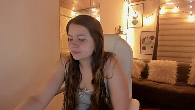 Snapshot of sophiee09_ chatting on 10/16/25, 01:52 sophiee09 online show from 10/16/25, 01:52