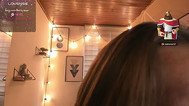 sophiee09  online show from 03/11/26, 01:49