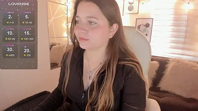 sophiee09  online show from 12/16/25, 01:59