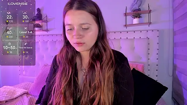 sophiee09  online show from 02/12/26, 04:01