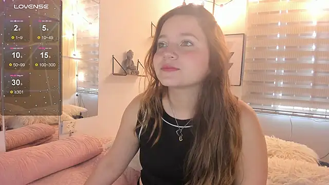 sophiee09  online show from 02/24/26, 01:56