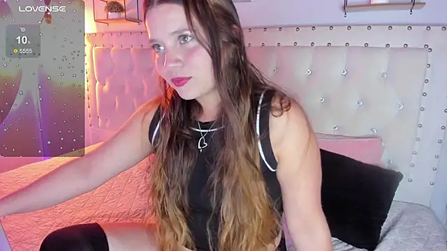 sophiee09  online show from 01/14/26, 03:21