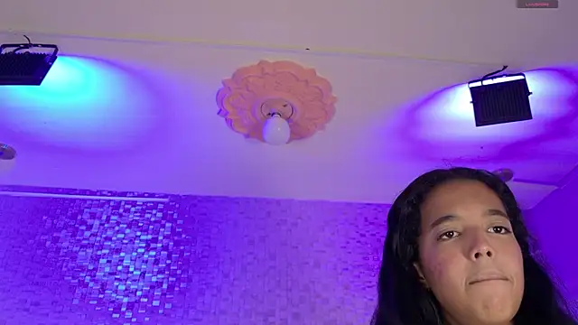 paulina cano online show from 11/02/25, 07:08