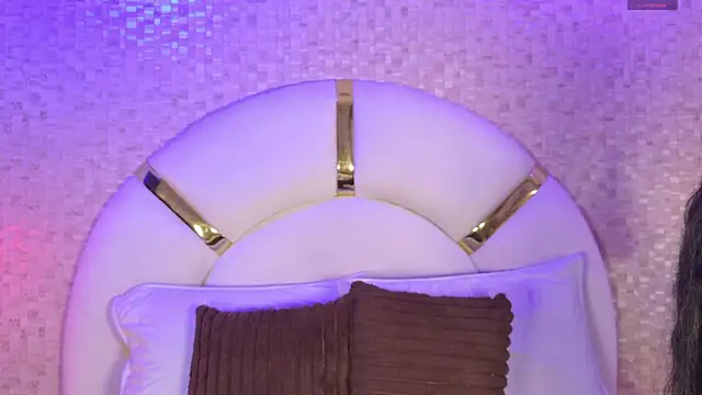 paulina cano online show from 10/29/25, 07:13