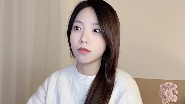 Snapshot of Meng_777 chatting on 12/14/25, 12:11 Meng 777 online show from 12/14/25, 12:11