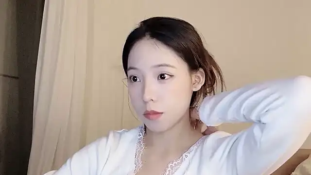 Snapshot of Meng_777 chatting on 11/28/25, 11:10 Meng 777 online show from 11/28/25, 11:10