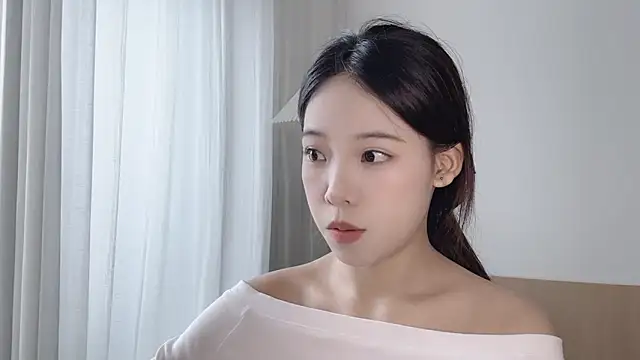 Snapshot of Meng_777 chatting on 10/30/25, 08:01 Meng 777 online show from 10/30/25, 08:01