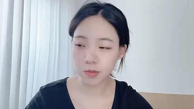 Snapshot of Meng_777 chatting on 12/05/25, 08:02 Meng 777 online show from 12/05/25, 08:02