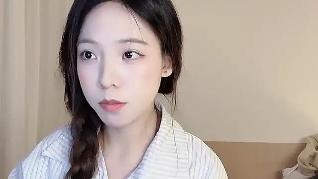 Snapshot of Meng_777 chatting on 11/12/25, 11:36 Meng 777 online show from 11/12/25, 11:36