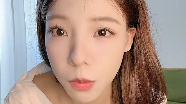 Snapshot of Meng_777 chatting on 10/07/25, 07:20 Meng 777 online show from 10/07/25, 07:20