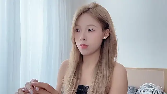 Meng 777 online show from 04/18/26, 07:54