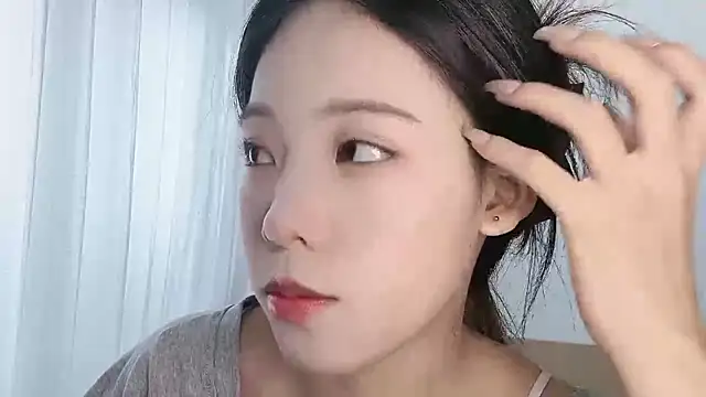 Snapshot of Meng_777 chatting on 11/01/25, 06:51 Meng 777 online show from 11/01/25, 06:51