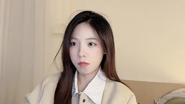 Snapshot of Meng_777 chatting on 11/13/25, 11:47 Meng 777 online show from 11/13/25, 11:47