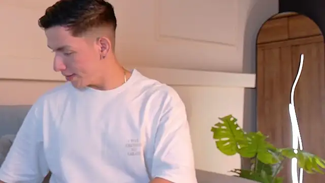 ZaneDawson online show from 12/16/25, 07:29