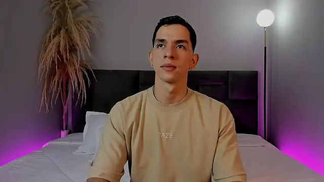 ZaneDawson online show from 12/05/25, 07:55