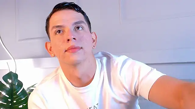 ZaneDawson online show from 04/15/26, 07:29