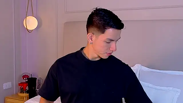 ZaneDawson online show from 11/12/25, 03:43