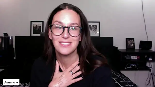 annmarieferrara online show from 10/27/25, 03:35