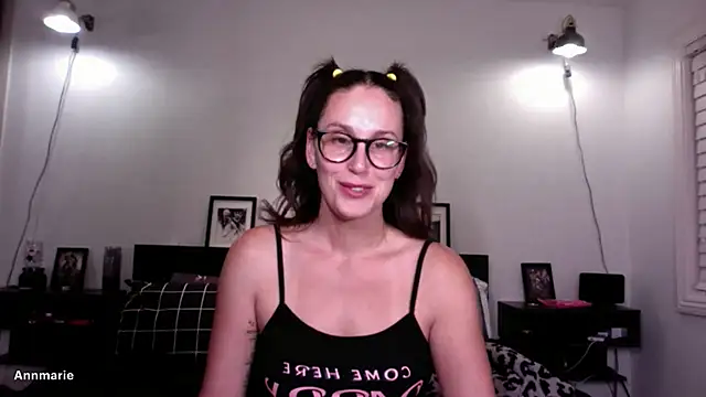 annmarieferrara online show from 03/25/26, 02:44