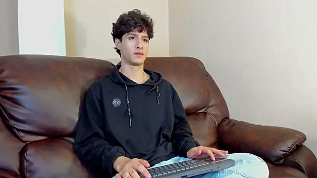 Xam Collen online show from 11/14/25, 03:26