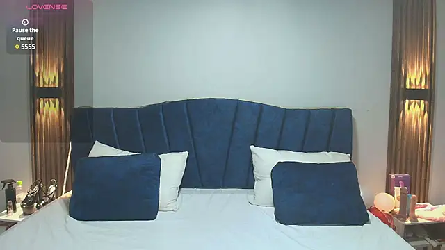MiaHotmez online show from 09/27/25, 11:49