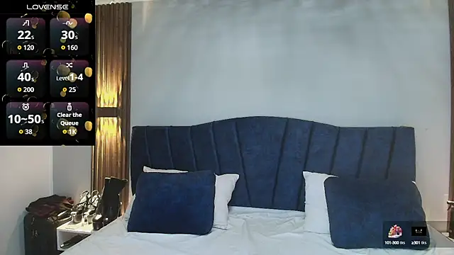MiaHotmez online show from 10/12/25, 11:44