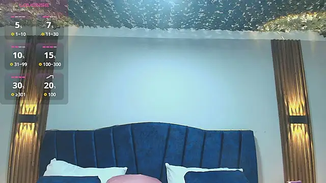 MiaHotmez online show from 09/26/25, 11:39