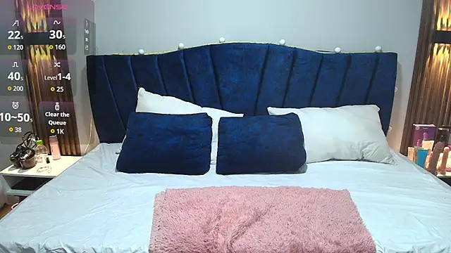 MiaHotmez online show from 10/04/25, 11:56