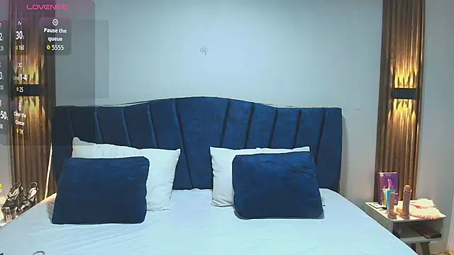 MiaHotmez online show from 09/25/25, 11:38