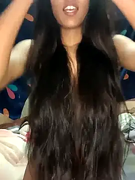 reetika6375 online show from 11/16/25, 10:31