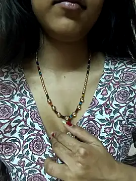 Snapshot of reetika6375 chatting on 02/07/26, 07:22 reetika6375 online show from 02/07/26, 07:22