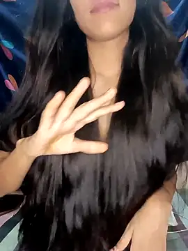 Snapshot of reetika6375 chatting on 11/09/25, 06:34 reetika6375 online show from 11/09/25, 06:34