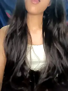 reetika6375 online show from 11/15/25, 10:25