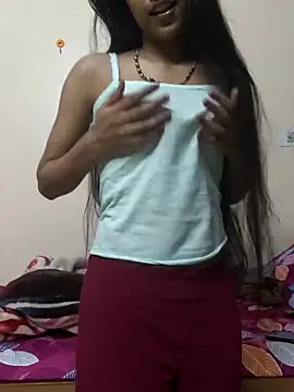 Snapshot of reetika6375 chatting on 02/02/26, 08:52 reetika6375 online show from 02/02/26, 08:52