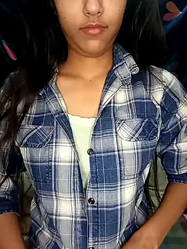 Snapshot of reetika6375 chatting on 11/07/25, 07:07 reetika6375 online show from 11/07/25, 07:07