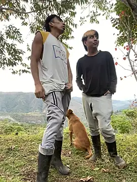 Snapshot of sky-wolves chatting on 10/01/25, 10:35 sky-wolves online show from 10/01/25, 10:35