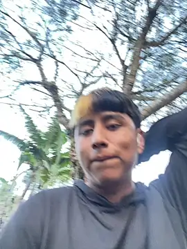 Snapshot of sky-wolves chatting on 09/19/25, 10:47 sky-wolves online show from 09/19/25, 10:47