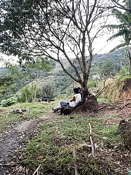 Snapshot of sky-wolves chatting on 09/17/25, 10:12 sky-wolves online show from 09/17/25, 10:12